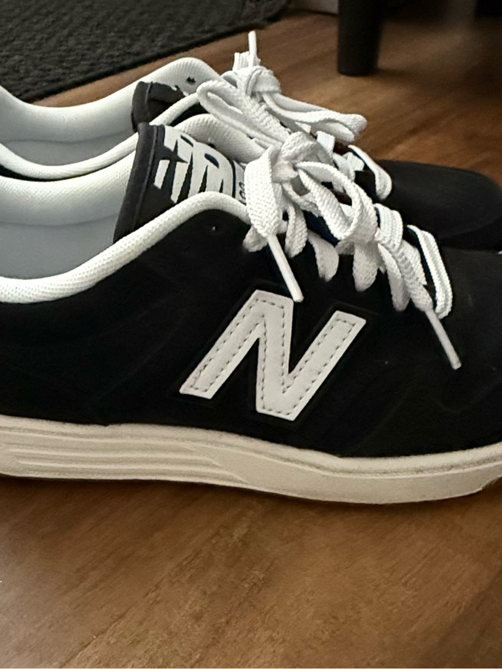 New Balance Men's Black & White Athletic Sneakers